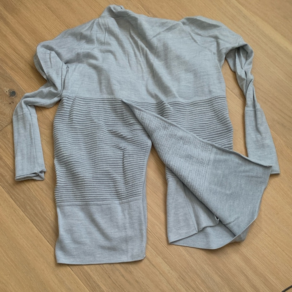 Lululemon Sit In Lotus Wrap II - Picture 8 of 9